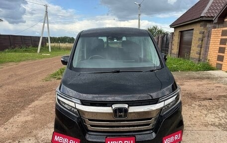 Honda Stepwgn IV, 2019 год, 2 800 000 рублей, 1 фотография