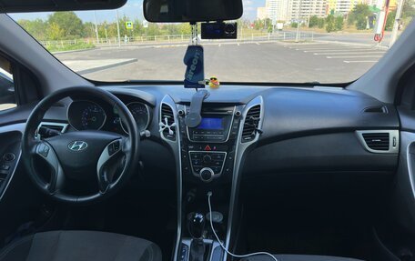 Hyundai i30 II рестайлинг, 2012 год, 800 000 рублей, 10 фотография