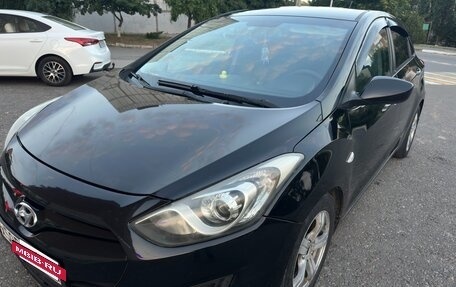 Hyundai i30 II рестайлинг, 2012 год, 800 000 рублей, 3 фотография