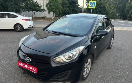 Hyundai i30 II рестайлинг, 2012 год, 800 000 рублей, 4 фотография