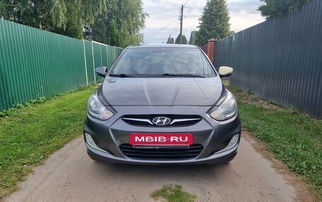 Hyundai Solaris II рестайлинг, 2012 год, 600 000 рублей, 2 фотография