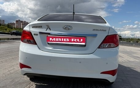 Hyundai Solaris II рестайлинг, 2015 год, 825 000 рублей, 4 фотография