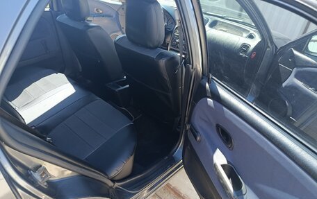 Mitsubishi Carisma I, 2002 год, 250 000 рублей, 6 фотография