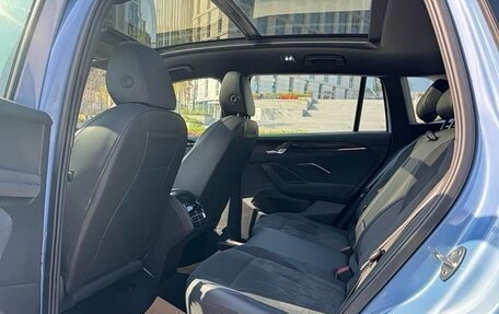 Volkswagen Tiguan, 2025 год, 4 330 000 рублей, 9 фотография