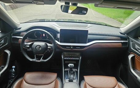 Skoda Kodiaq I, 2023 год, 4 550 000 рублей, 12 фотография