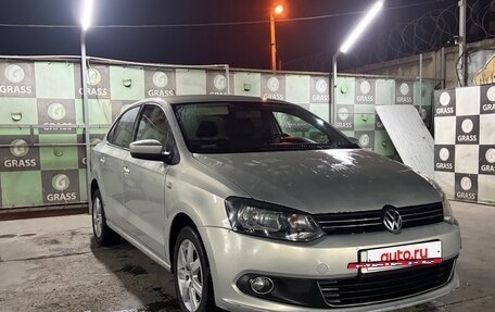 Volkswagen Polo VI (EU Market), 2013 год, 760 000 рублей, 3 фотография