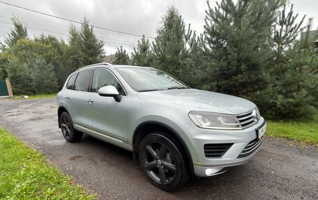 Volkswagen Touareg III, 2015 год, 2 400 000 рублей, 2 фотография