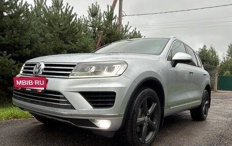 Volkswagen Touareg III, 2015 год, 2 400 000 рублей, 4 фотография