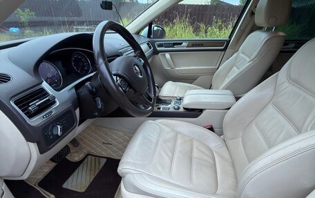 Volkswagen Touareg III, 2015 год, 2 400 000 рублей, 13 фотография