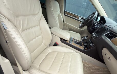 Volkswagen Touareg III, 2015 год, 2 400 000 рублей, 17 фотография