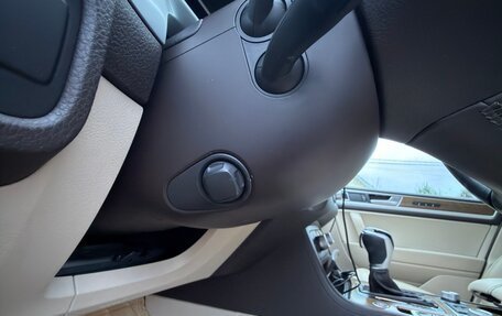 Volkswagen Touareg III, 2015 год, 2 400 000 рублей, 15 фотография
