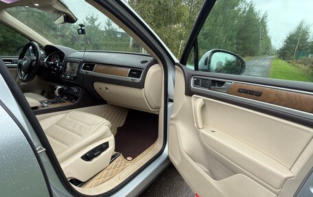 Volkswagen Touareg III, 2015 год, 2 400 000 рублей, 23 фотография