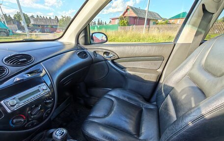 Ford Focus IV, 2001 год, 210 000 рублей, 7 фотография
