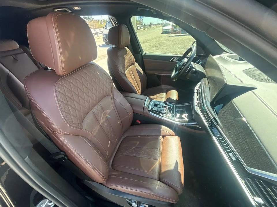 BMW X7 G07, 2022 год, 13 480 000 рублей, 7 фотография