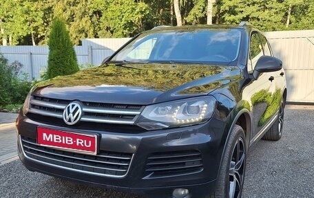 Volkswagen Touareg III, 2010 год, 1 850 000 рублей, 1 фотография