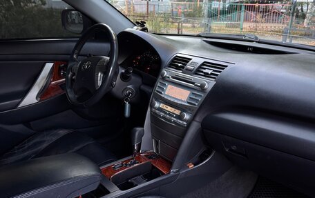 Toyota Camry, 2008 год, 970 000 рублей, 10 фотография