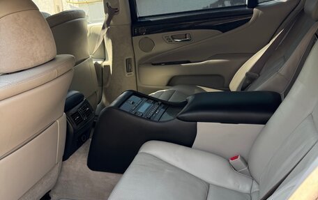 Lexus LS IV, 2006 год, 1 500 000 рублей, 8 фотография