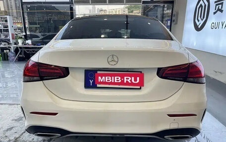 Mercedes-Benz A-Класс, 2023 год, 1 700 000 рублей, 4 фотография
