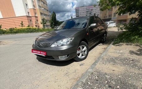 Toyota Camry V40, 2004 год, 800 000 рублей, 2 фотография