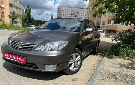 Toyota Camry V40, 2004 год, 800 000 рублей, 4 фотография