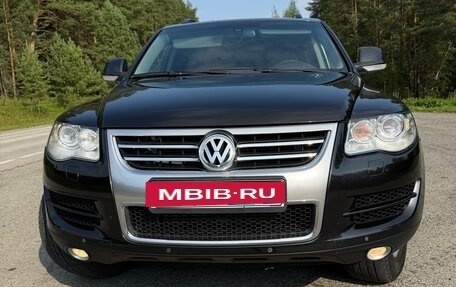 Volkswagen Touareg III, 2008 год, 1 050 000 рублей, 2 фотография