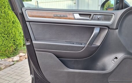 Volkswagen Touareg III, 2010 год, 1 850 000 рублей, 11 фотография