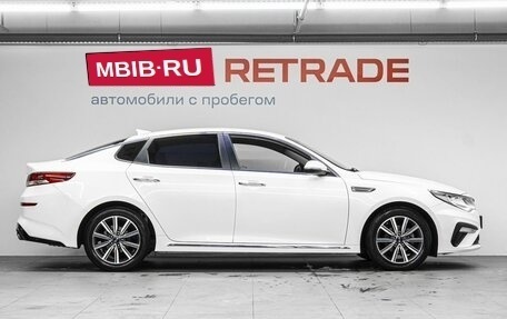 KIA K5 II, 2018 год, 1 890 000 рублей, 5 фотография