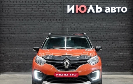 Renault Kaptur I рестайлинг, 2017 год, 1 410 000 рублей, 3 фотография