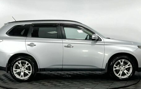 Mitsubishi Outlander III рестайлинг 3, 2012 год, 1 380 000 рублей, 5 фотография