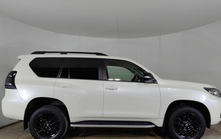 Toyota Land Cruiser Prado 150 рестайлинг 2, 2021 год, 5 980 000 рублей, 4 фотография