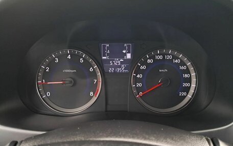 Hyundai Solaris II рестайлинг, 2016 год, 650 000 рублей, 13 фотография