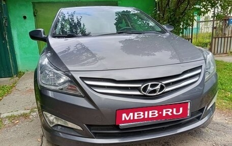 Hyundai Solaris II рестайлинг, 2016 год, 1 000 000 рублей, 1 фотография
