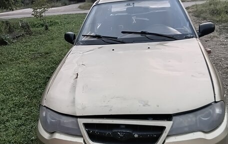 Daewoo Nexia I рестайлинг, 2010 год, 55 000 рублей, 2 фотография