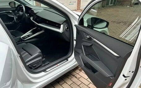 Audi A3, 2022 год, 2 000 000 рублей, 17 фотография