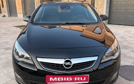 Opel Astra J, 2010 год, 615 000 рублей, 4 фотография