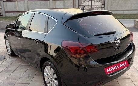 Opel Astra J, 2010 год, 615 000 рублей, 12 фотография