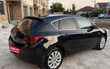 Opel Astra J, 2010 год, 615 000 рублей, 9 фотография