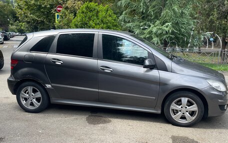 Mercedes-Benz B-Класс, 2010 год, 700 000 рублей, 9 фотография