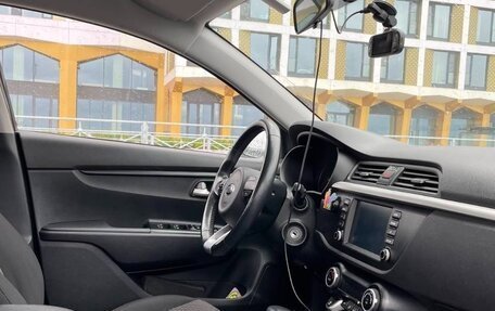 KIA Rio IV, 2018 год, 1 220 000 рублей, 9 фотография