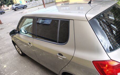 Skoda Fabia II, 2009 год, 730 000 рублей, 3 фотография