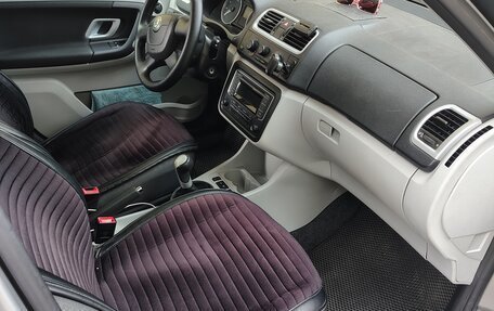 Skoda Fabia II, 2009 год, 730 000 рублей, 8 фотография