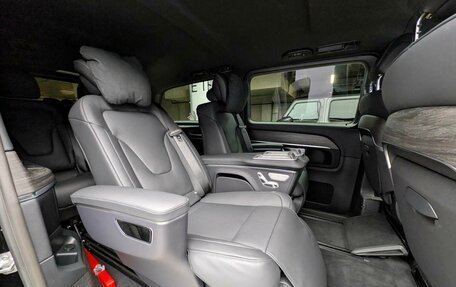 Mercedes-Benz V-Класс, 2026 год, 14 000 000 рублей, 9 фотография