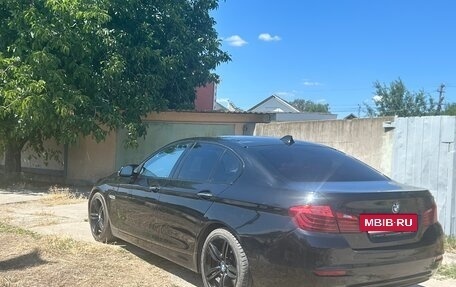 BMW 5 серия, 2015 год, 2 100 000 рублей, 2 фотография