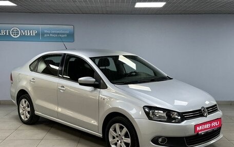Volkswagen Polo VI (EU Market), 2012 год, 930 000 рублей, 3 фотография
