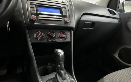 Volkswagen Polo VI (EU Market), 2012 год, 930 000 рублей, 14 фотография