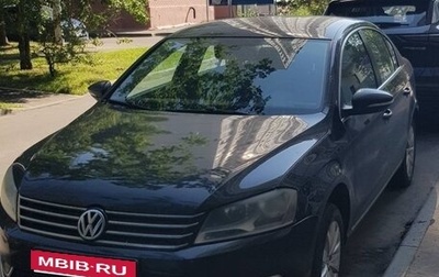 Volkswagen Passat B7, 2012 год, 650 000 рублей, 1 фотография