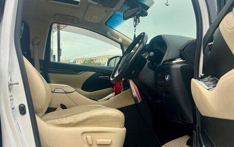 Toyota Alphard III, 2017 год, 3 940 000 рублей, 10 фотография