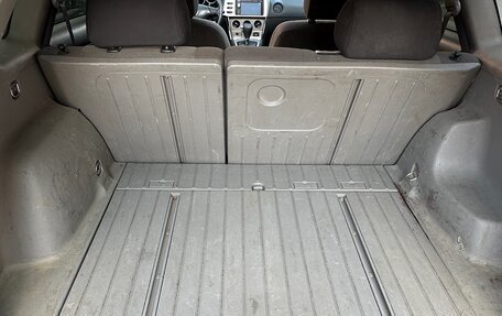 Pontiac Vibe II, 2003 год, 550 000 рублей, 10 фотография