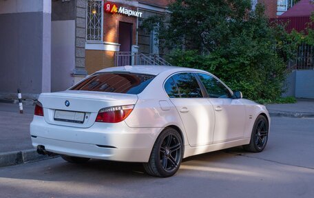 BMW 5 серия, 2009 год, 1 330 000 рублей, 2 фотография