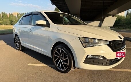 Skoda Rapid II, 2021 год, 1 660 000 рублей, 13 фотография